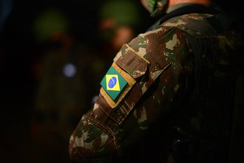 Exército Brasileiro abre concurso para oficiais técnicos de nível superior  - Concursos